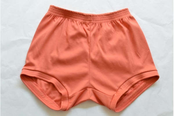 Carrot yoga short