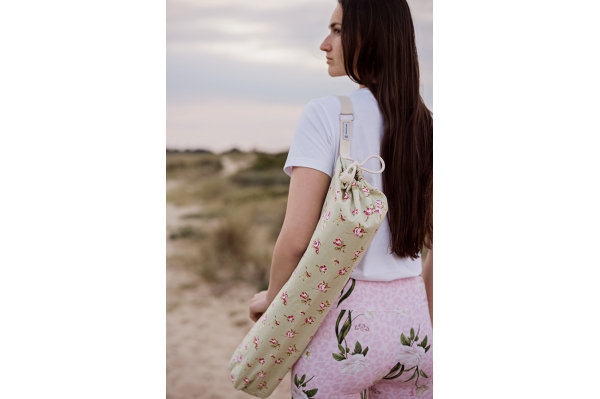 Yoga mat bag Emy pastel green