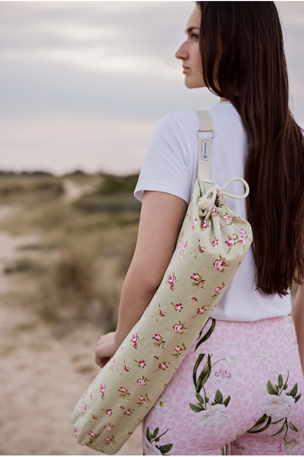 Yoga mat bag Emy pastel green