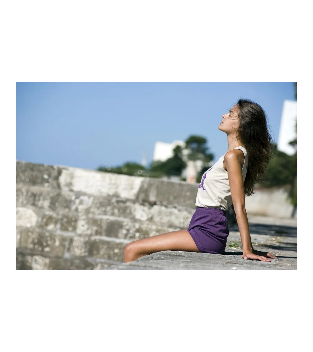 Iyengar Yoga shorts in cotton. Careful finishing