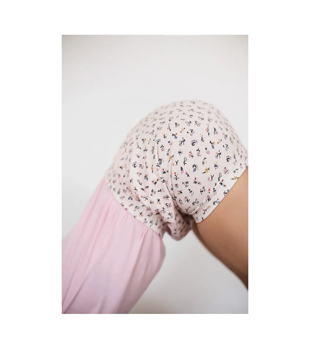 Iyengar yoga short with pattern