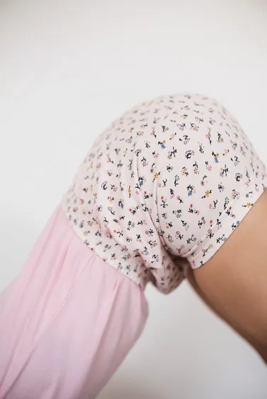 Iyengar yoga short with pattern