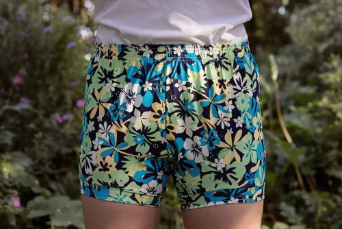 Iyengar yoga short with pattern