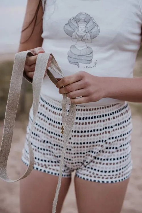 Iyengar yoga short with pattern