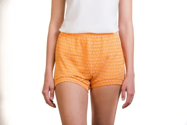 Iyengar yoga short with pattern