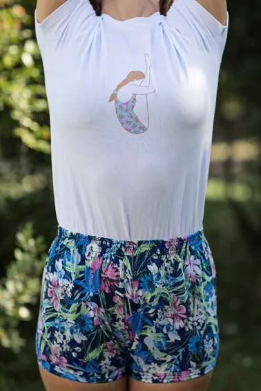 Iyengar yoga short with pattern