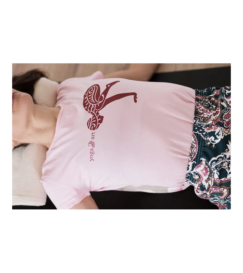 t-shirt bakasana