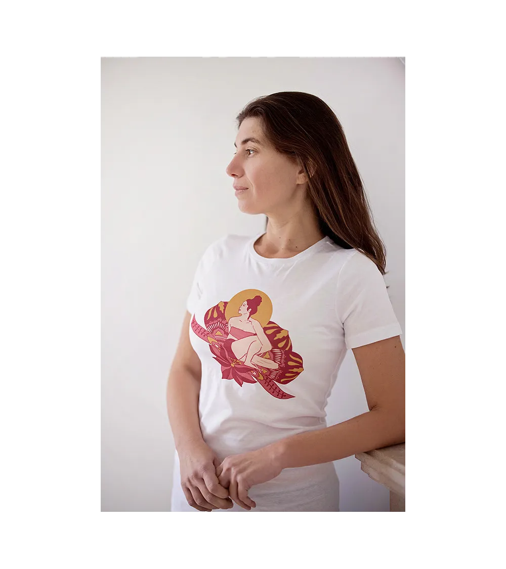 t-shirt Marichyasana