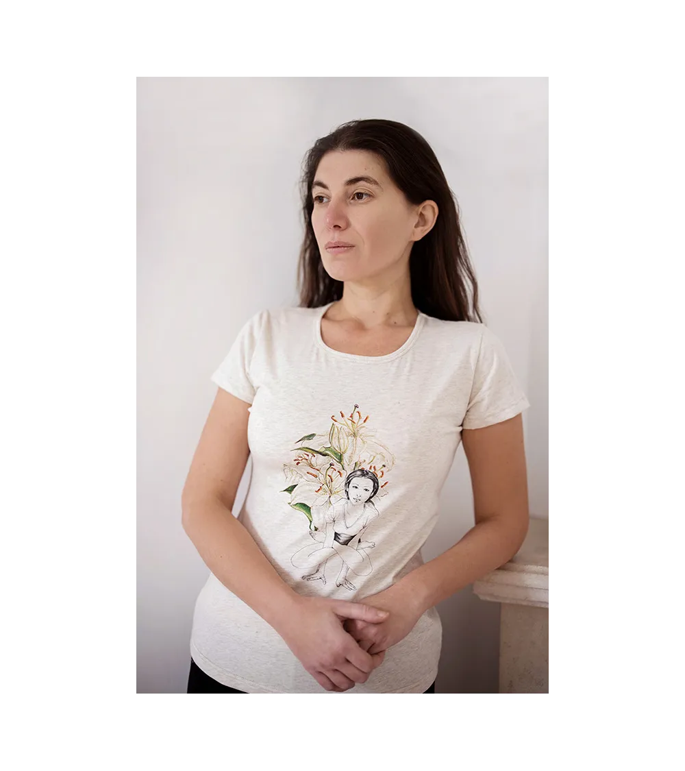 t-shirt Kukkutasana