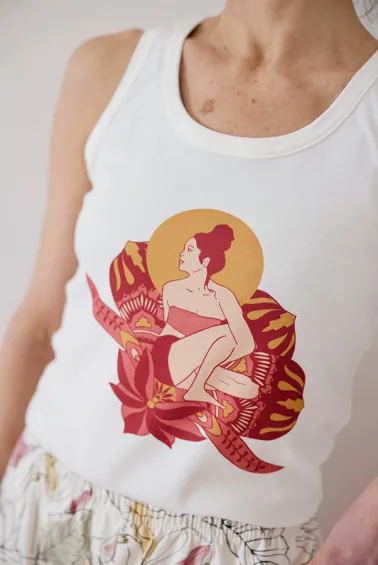 Sleevless shirt