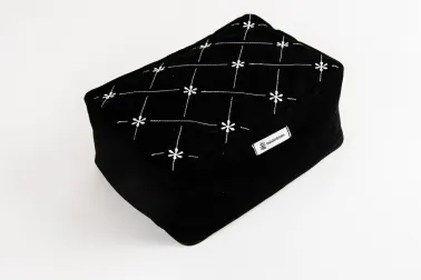 Coussin de méditation brodé