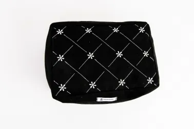 Coussin de méditation brodé