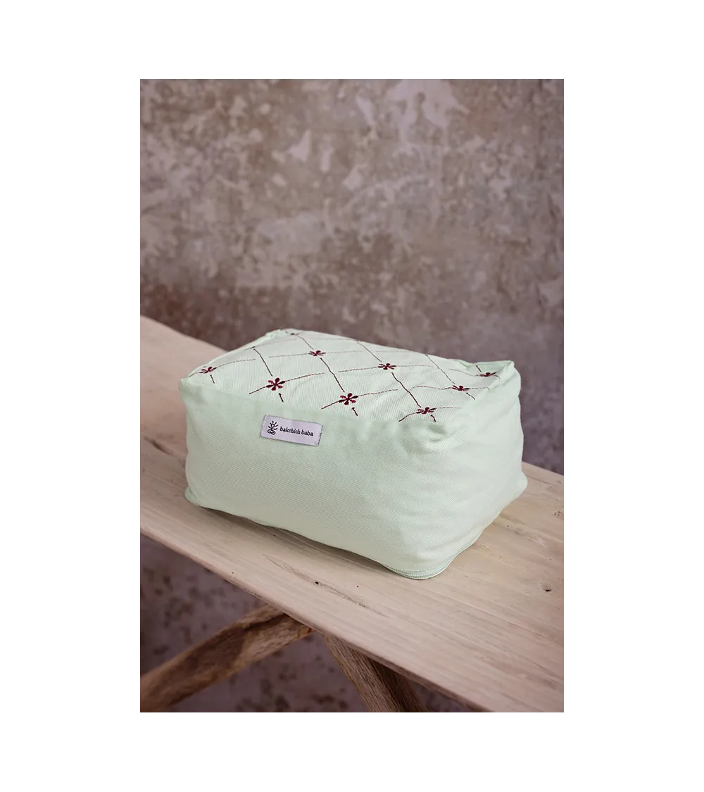 Coussin de méditation brodé