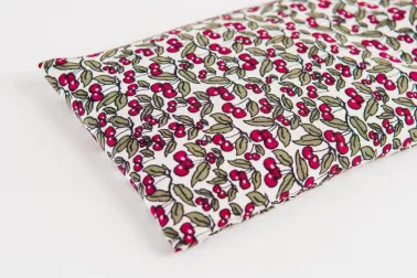 Silk eye-pillow