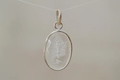 Pendentif en cristal Ganesh Pendentif en cristal Ganesh