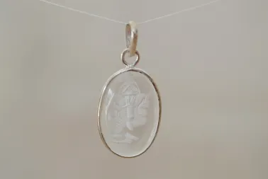 Pendentif en cristal Ganesh