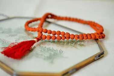 Mala rudraksha rouge