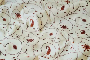 Embroidered wool meditation chawl