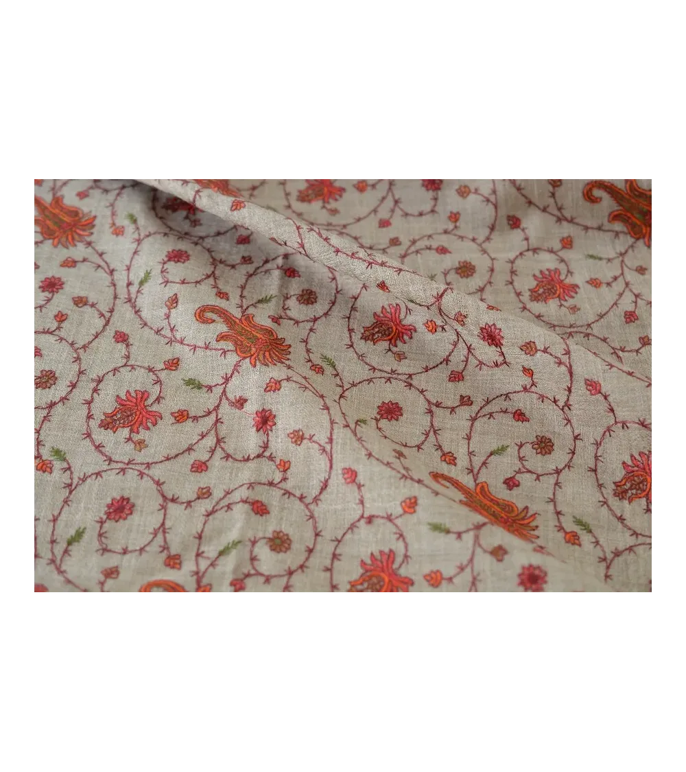 Embroidered wool meditation chawl