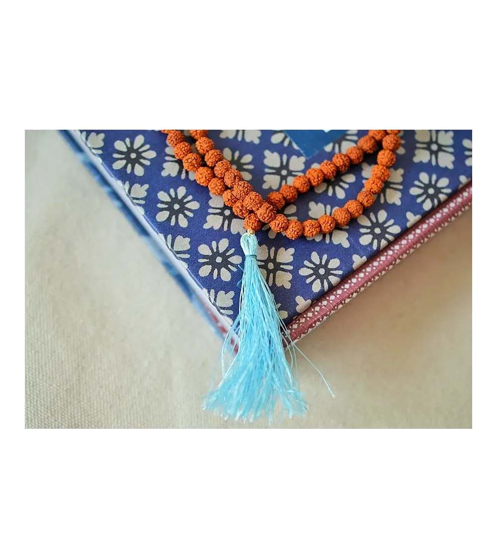 Mala rudraksha bleu