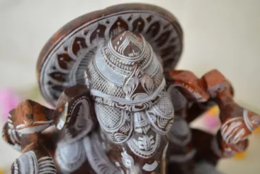Grande sculpture de Ganesh.