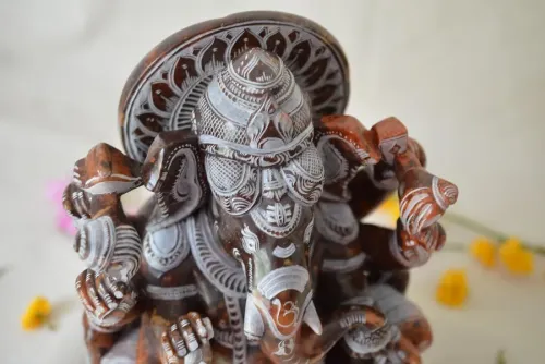 Grande sculpture de Ganesh.
