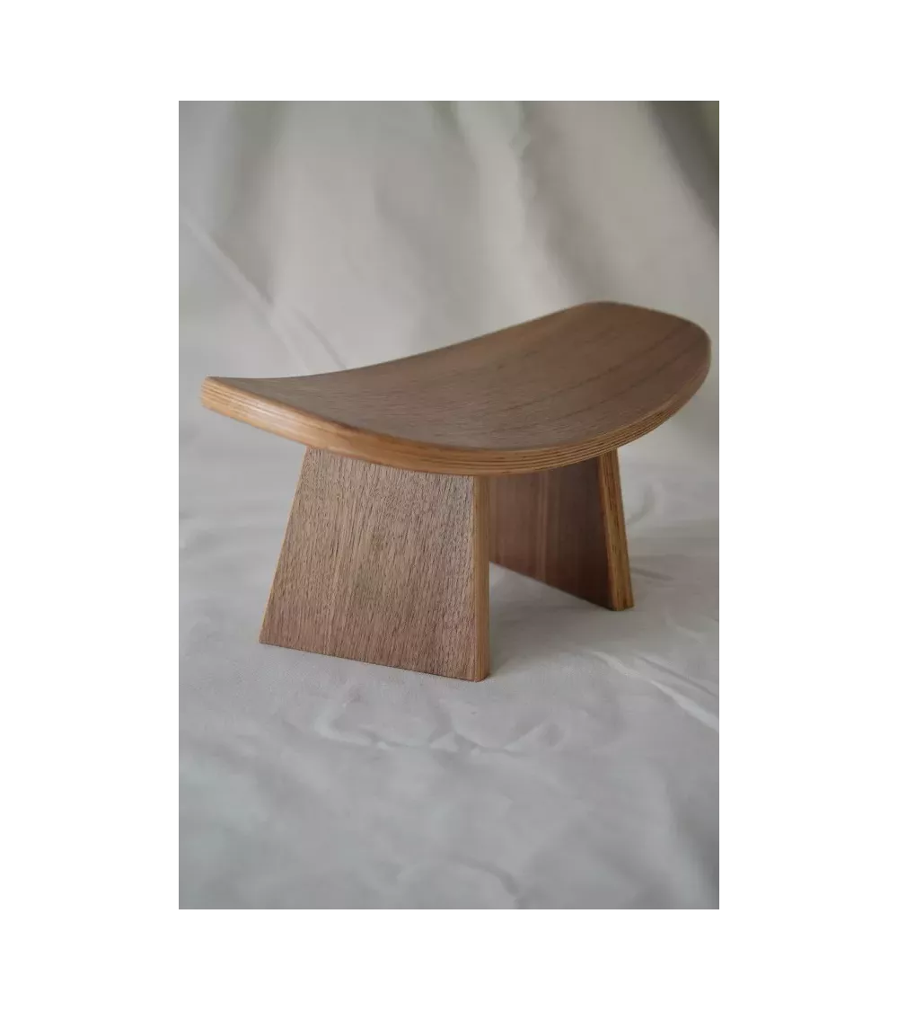 banc de méditation japonais traditionnel