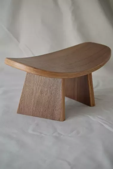 banc de méditation japonais traditionnel