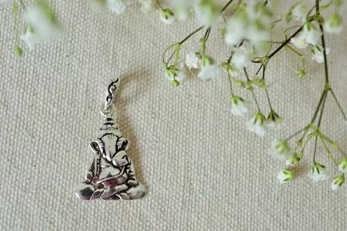 Indian pendant