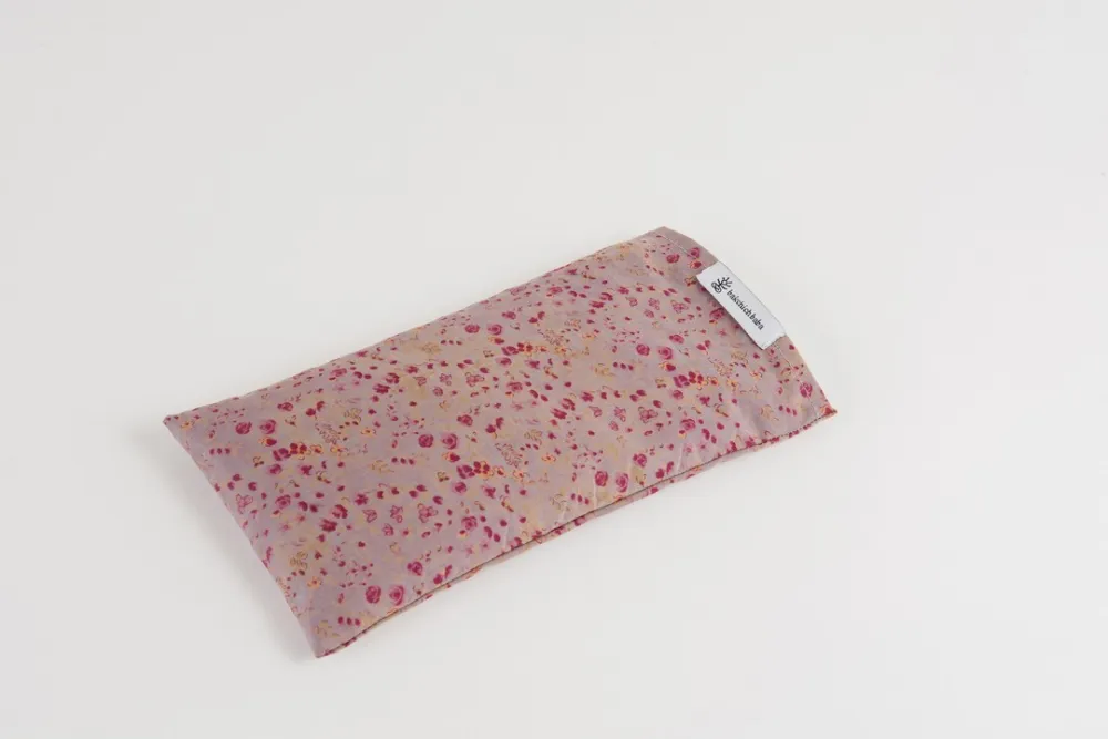 10 eye pillows 